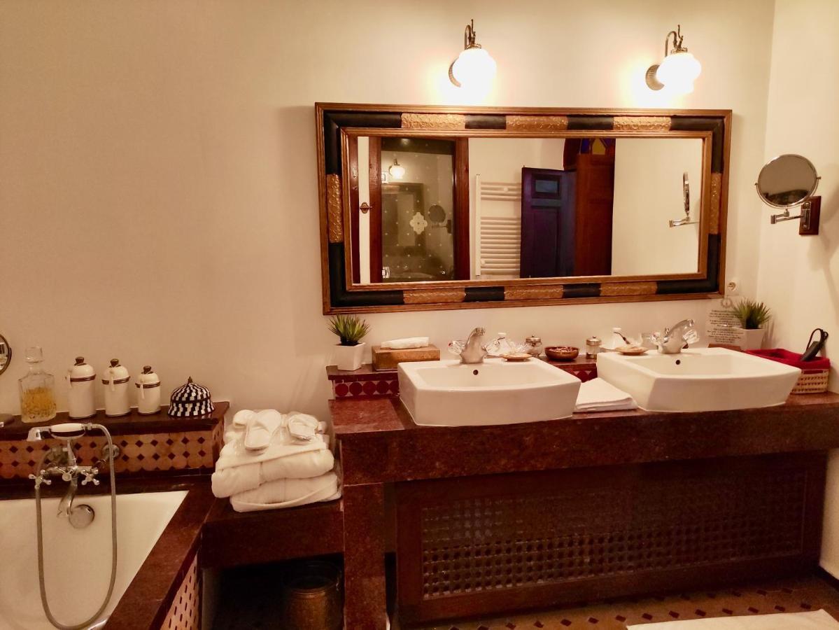 Riad Le Calife Fes Ngoại thất bức ảnh
